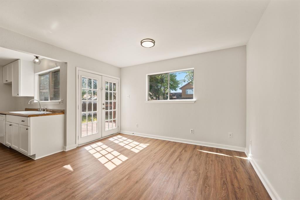 4640 Waterway Drive Property Photo 8