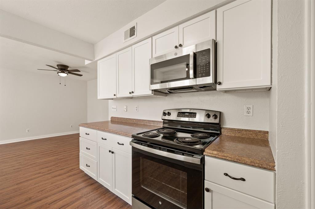 4640 Waterway Drive Property Photo 11