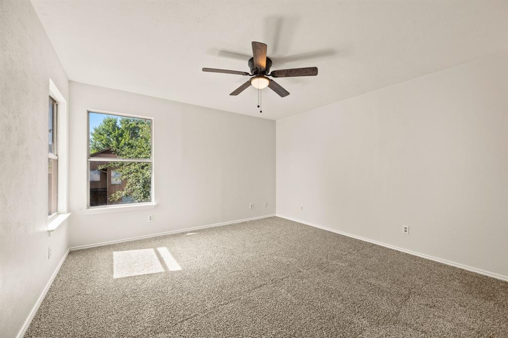 4640 Waterway Drive Property Photo 16