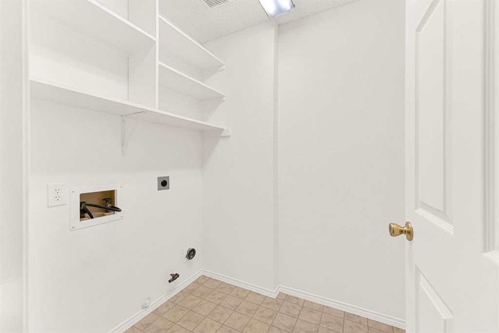 3211 Saint Pierre Property Photo 29