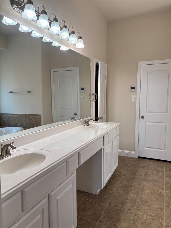 6117 Mickelson Way Property Photo 16