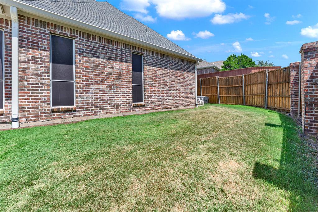 6400 Village Springs Drive Property Photo 29