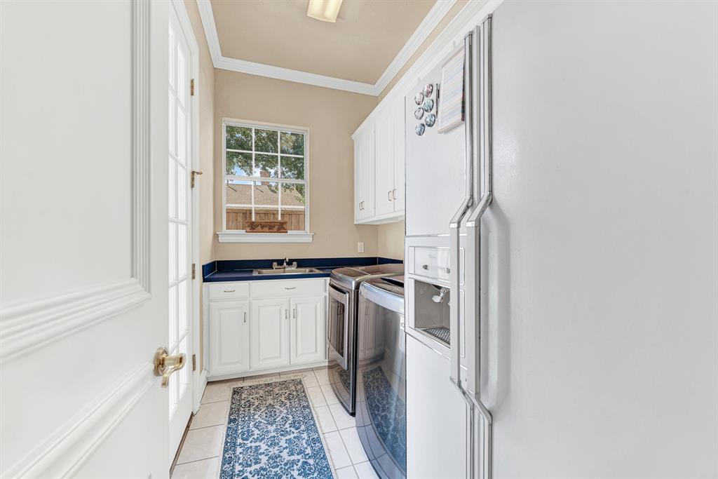 5404 Glenshire Drive Property Photo 25