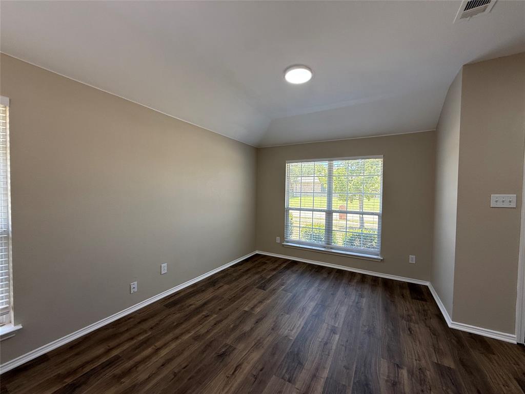 2110 Gleaner Drive Property Photo 5