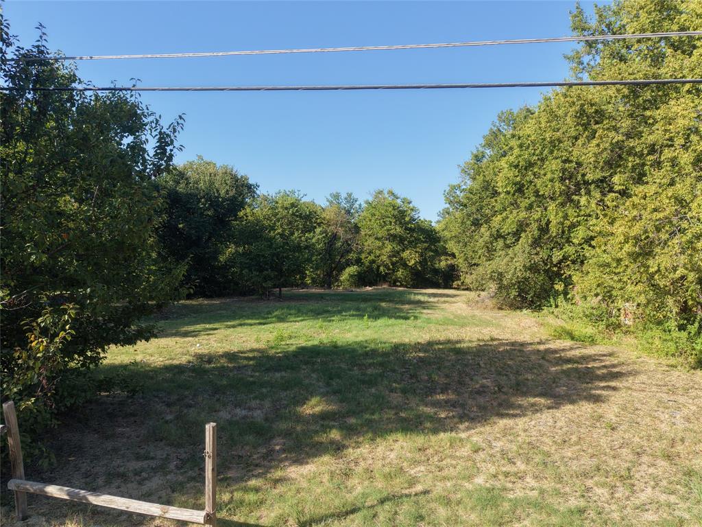 1712 S Sam Houston Road Property Photo 2