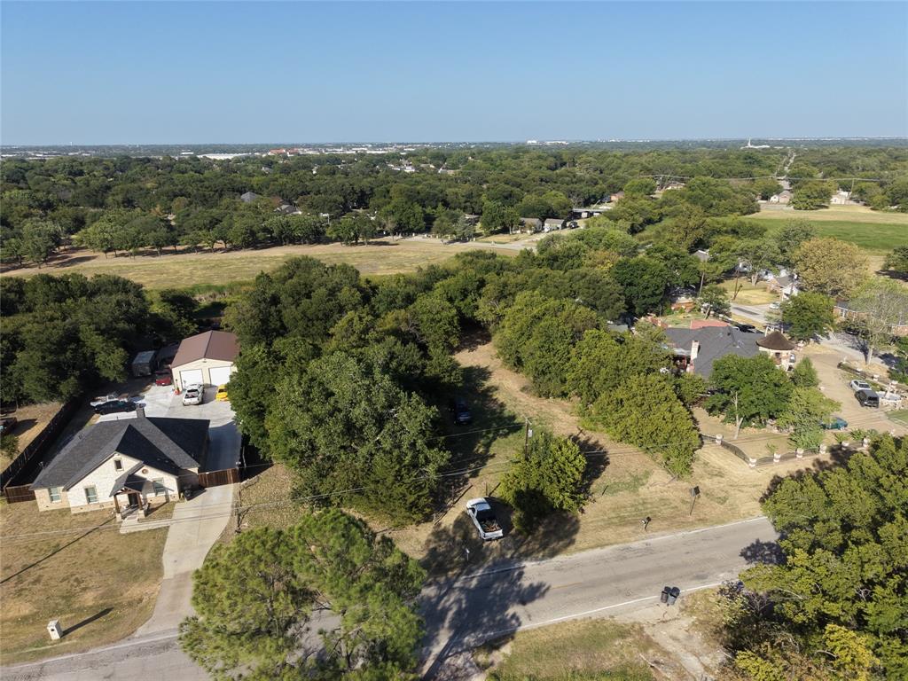 1712 S Sam Houston Road Property Photo 4