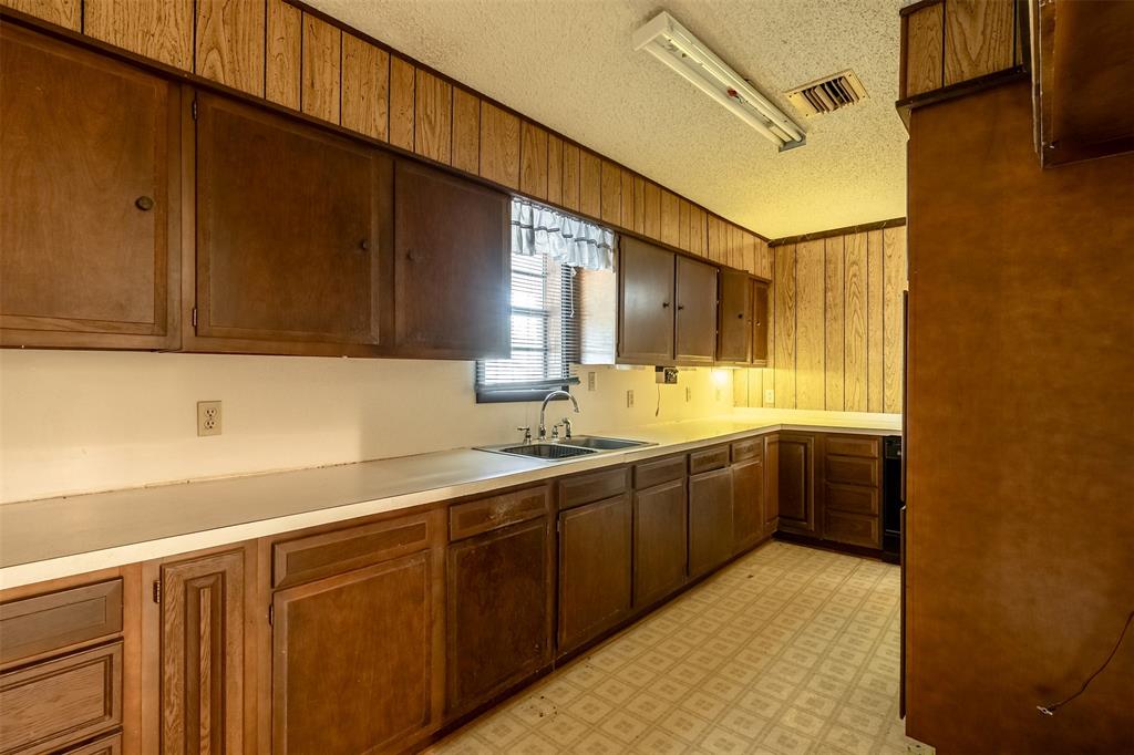 18705 Fm 709 Property Photo 31