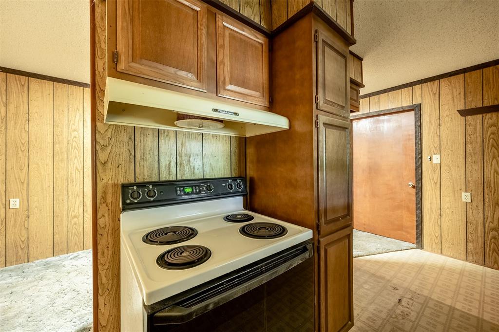 18705 Fm 709 Property Photo 33