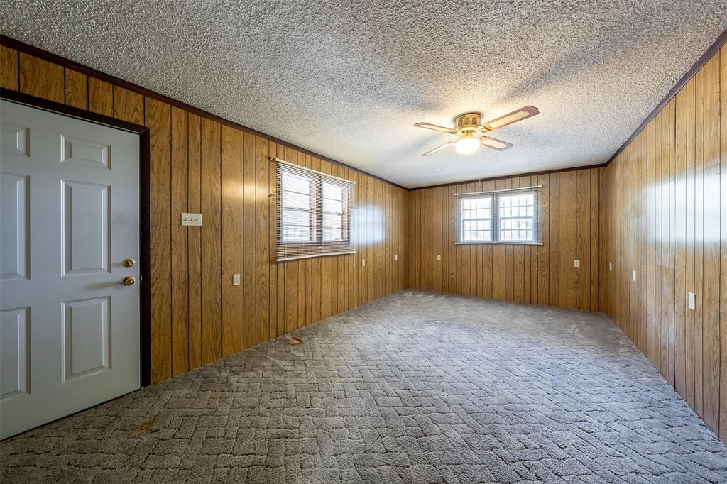 18705 Fm 709 Property Photo 40