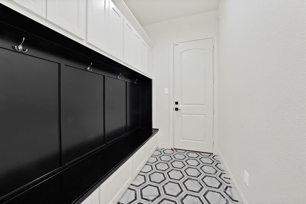 1301 Clipston Drive Property Photo 16