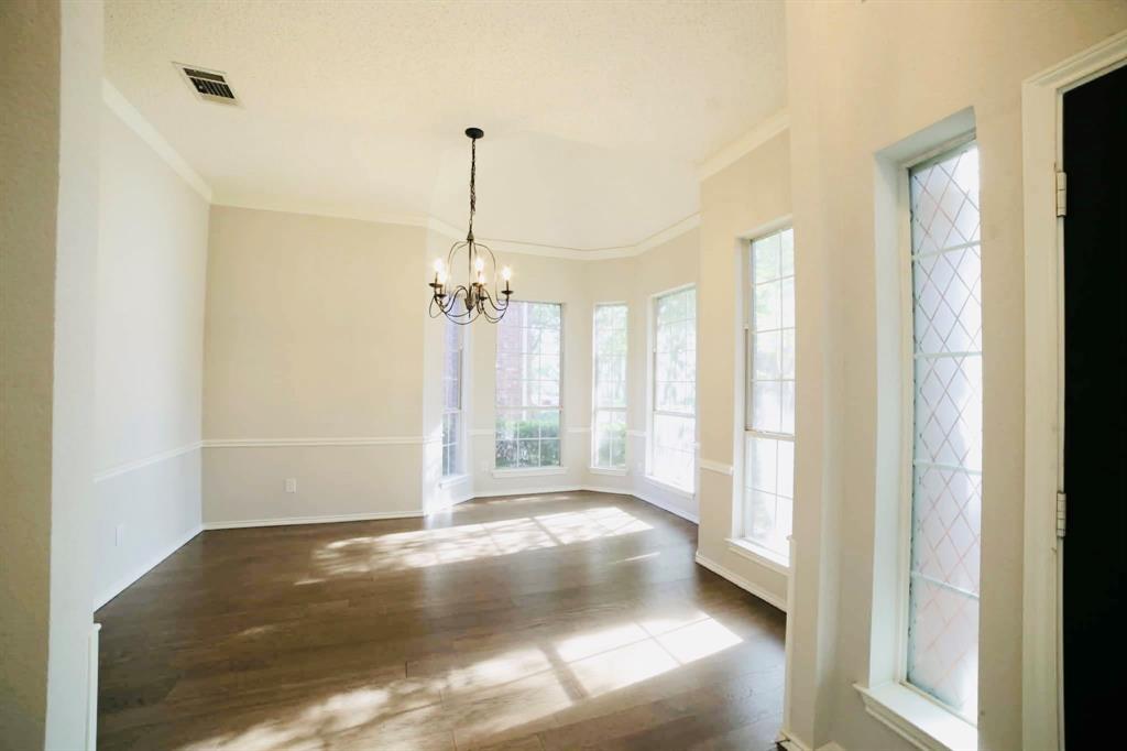 3114 Stonehenge Drive Property Photo 2