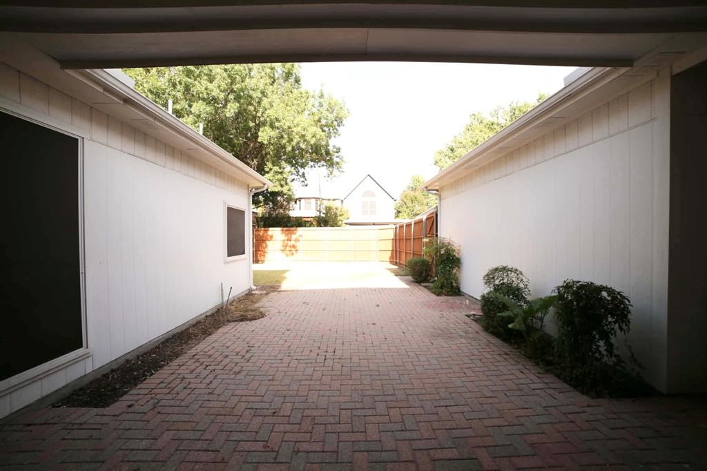 3114 Stonehenge Drive Property Photo 15