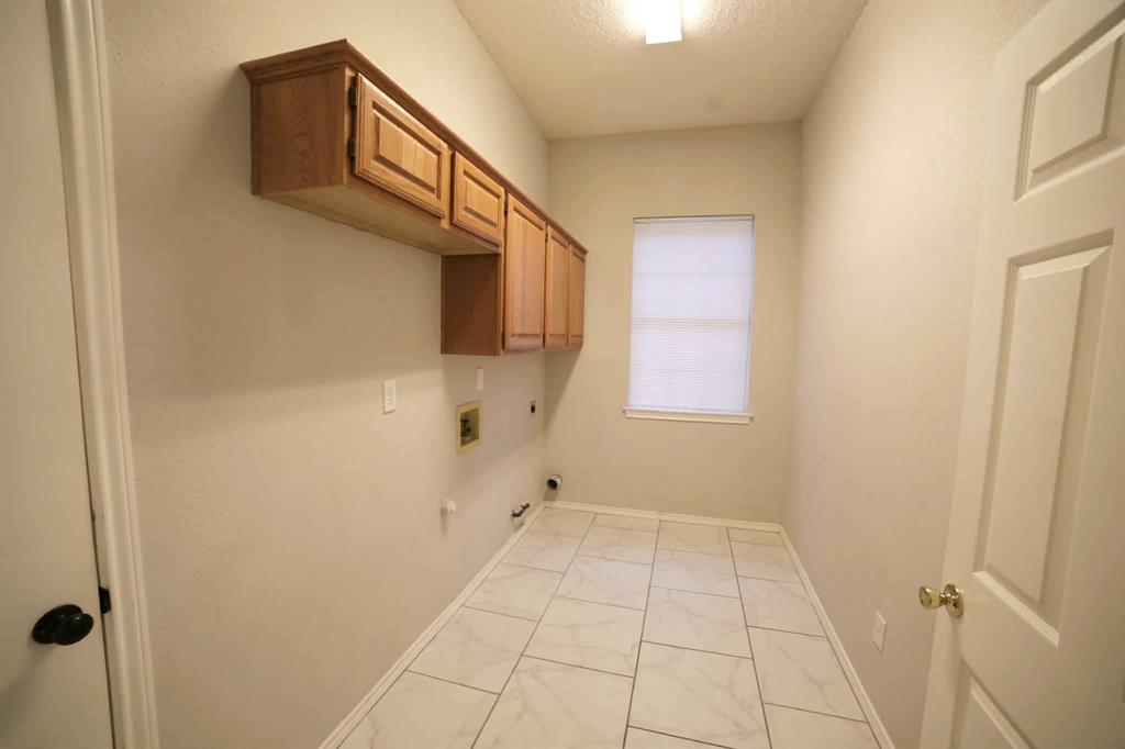 3114 Stonehenge Drive Property Photo 16