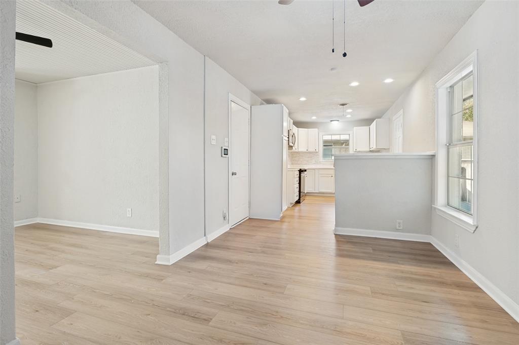 10641 Channel Drive Property Photo 4