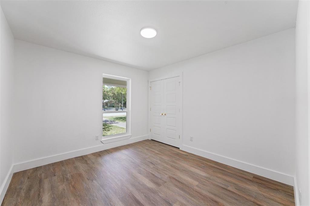 3347 Royal Lane Property Photo 23
