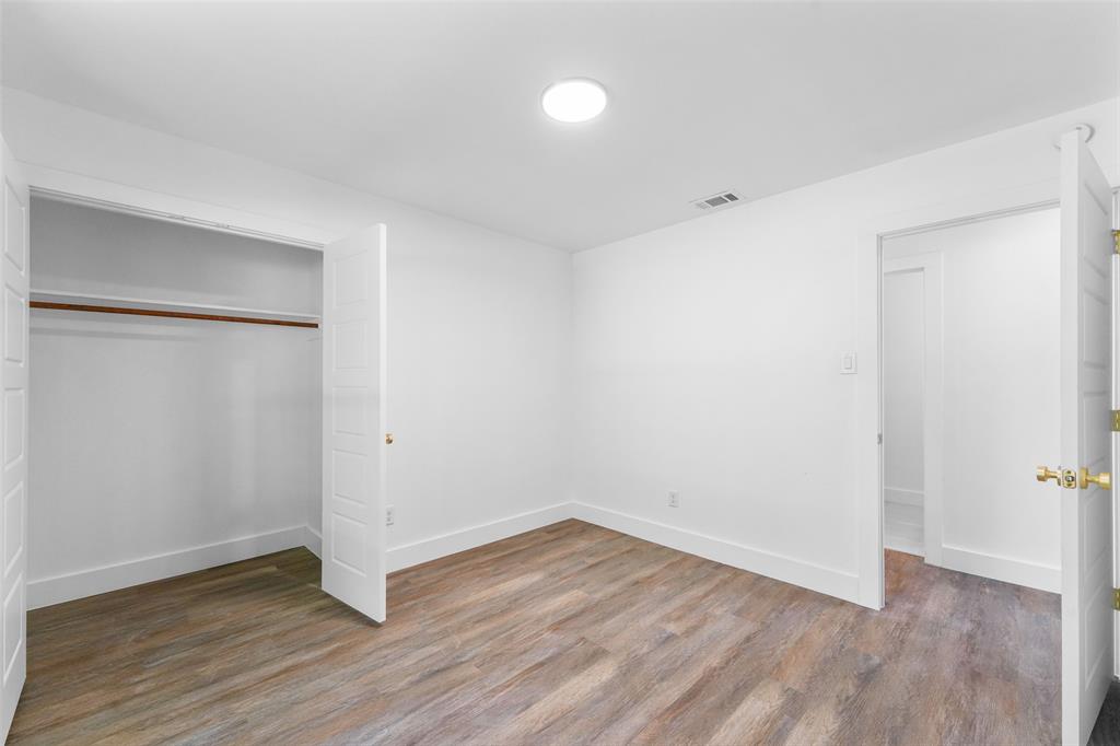 3347 Royal Lane Property Photo 24