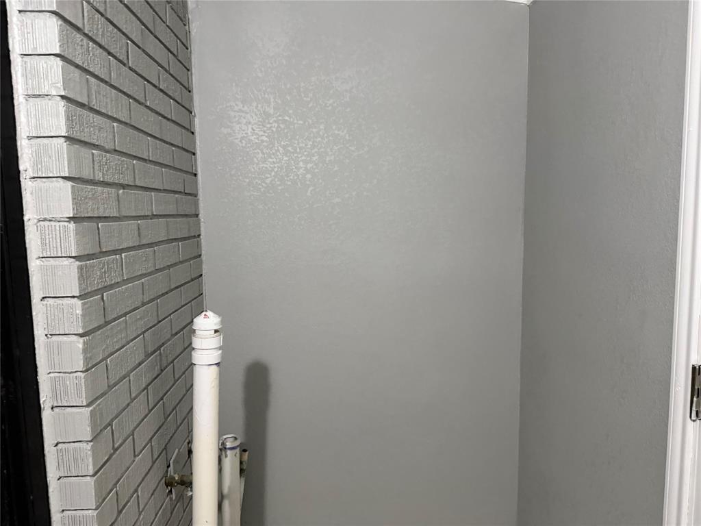 2506 Normont Circle Property Photo 16