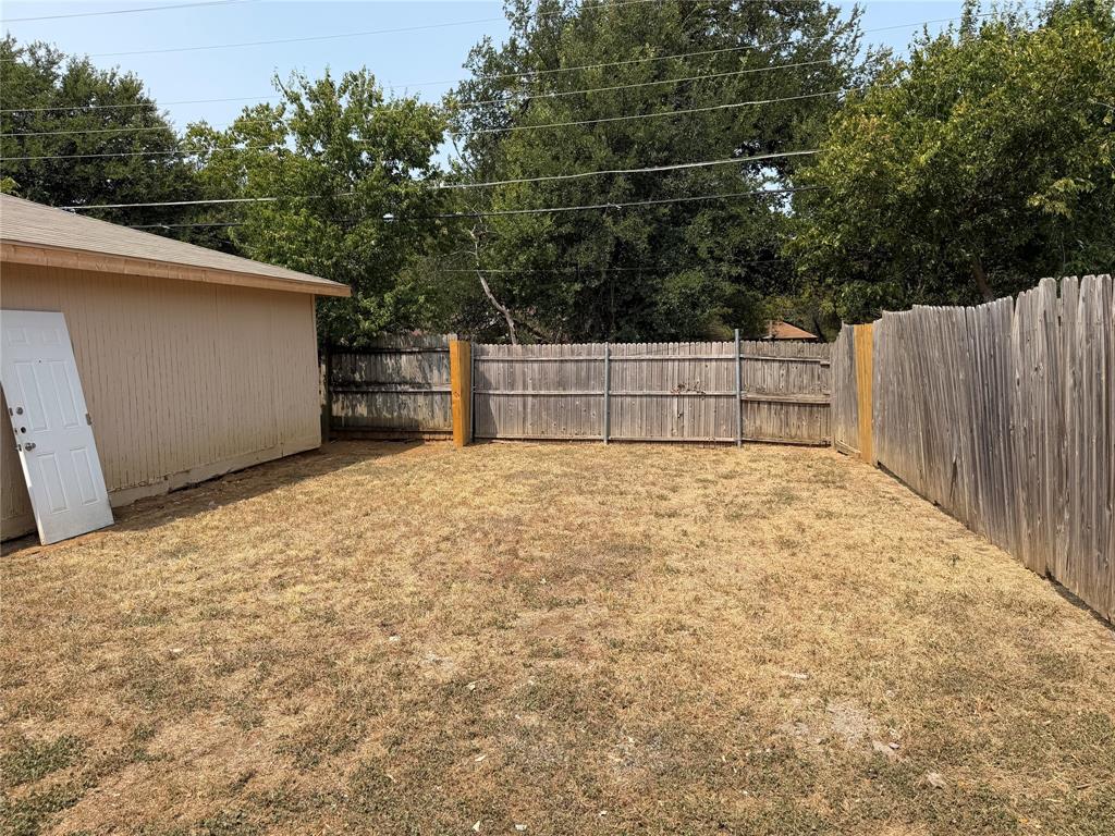 2506 Normont Circle Property Photo 18