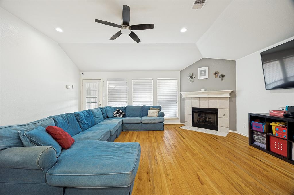 205 Arborview Drive Property Photo 8