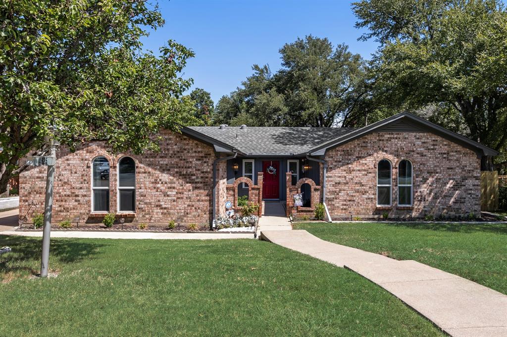 4825 Barnett Street Property Photo 1