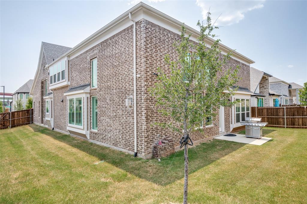 1935 Stamp Road Property Photo 23