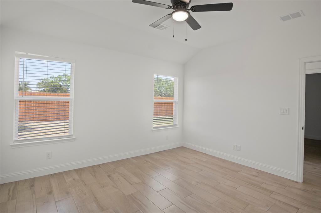 338 S 3rd Street Property Photo 15