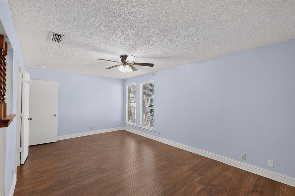 1003 Candlewood Drive Property Photo 15