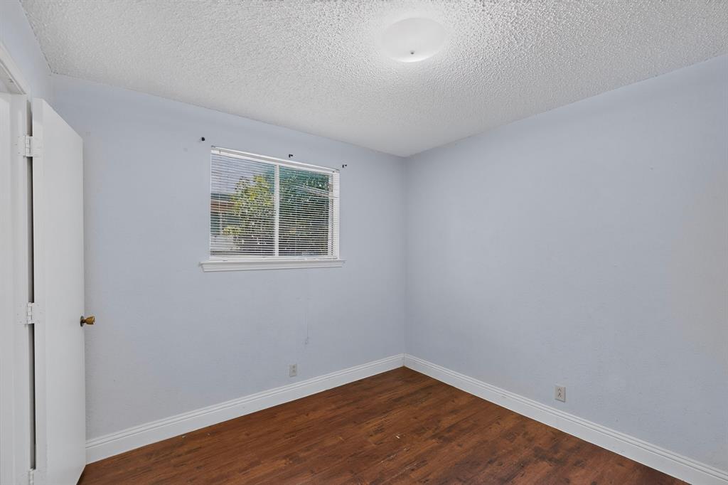 1003 Candlewood Drive Property Photo 23