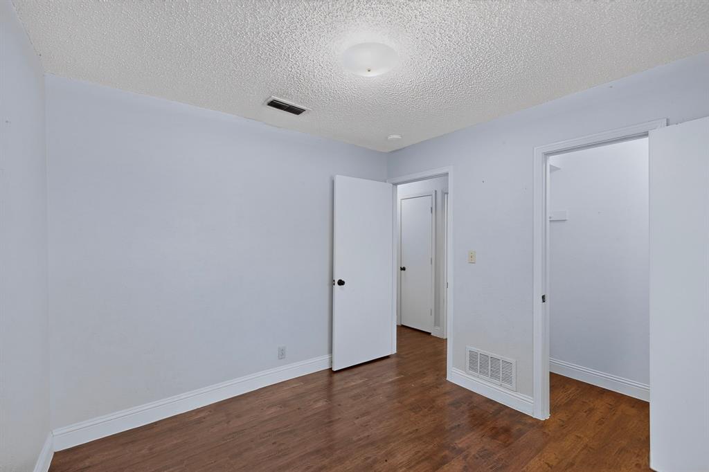 1003 Candlewood Drive Property Photo 25