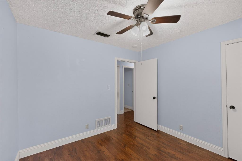 1003 Candlewood Drive Property Photo 27