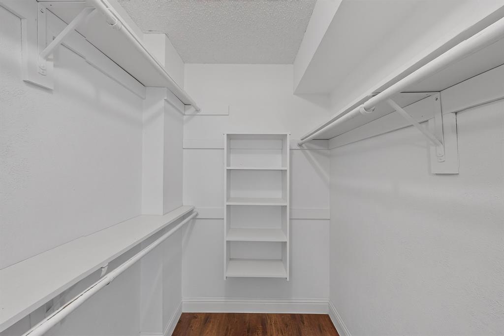 1003 Candlewood Drive Property Photo 28
