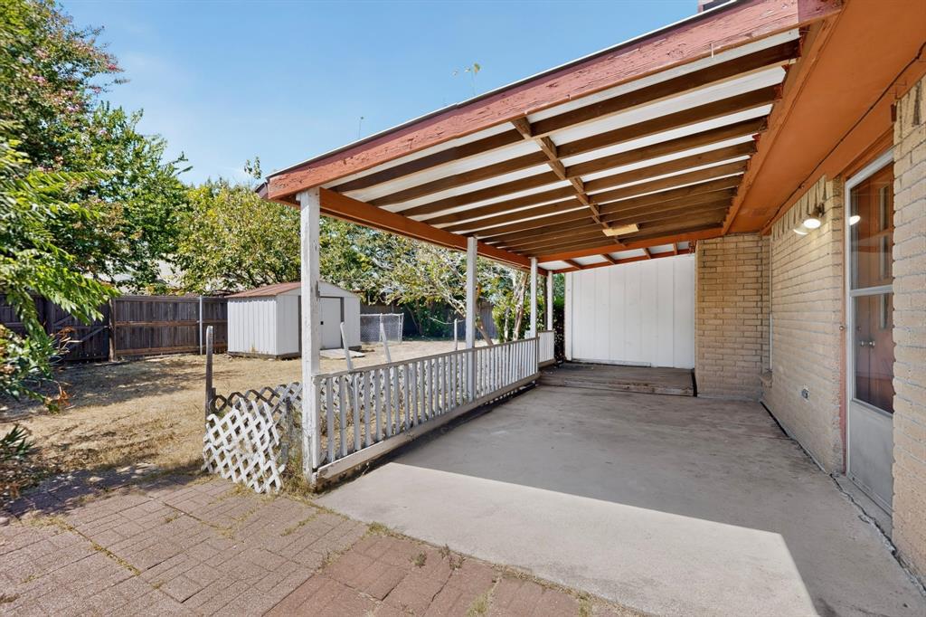 1003 Candlewood Drive Property Photo 32