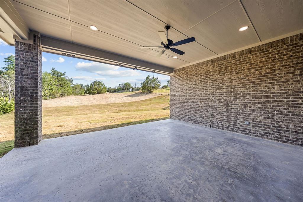604 Acorn Way Property Photo 31