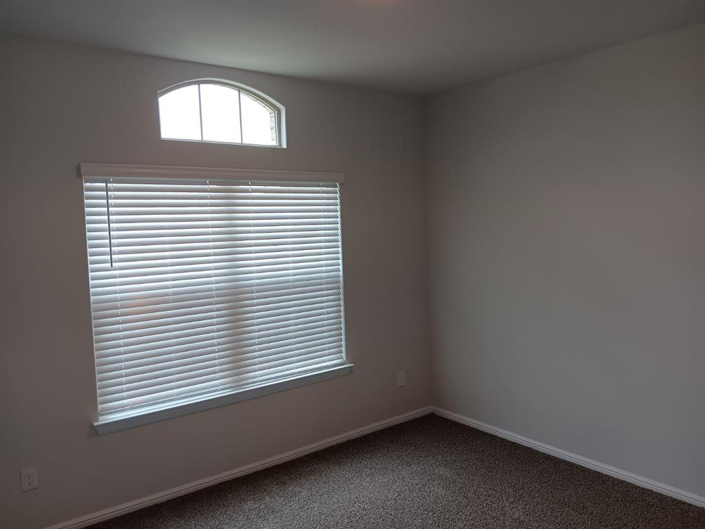 8725 Willowsun Way Property Photo 5