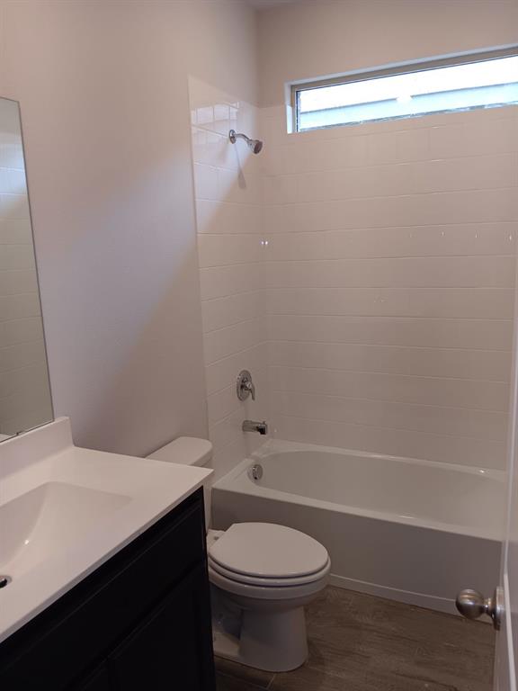 8725 Willowsun Way Property Photo 6