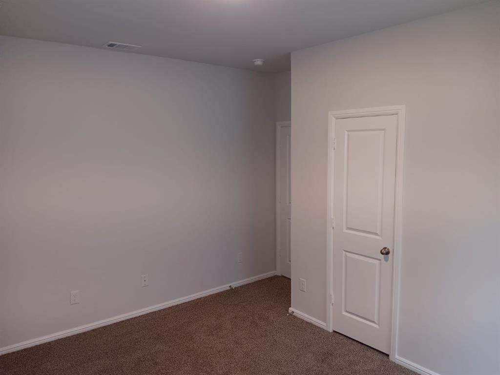 8725 Willowsun Way Property Photo 8