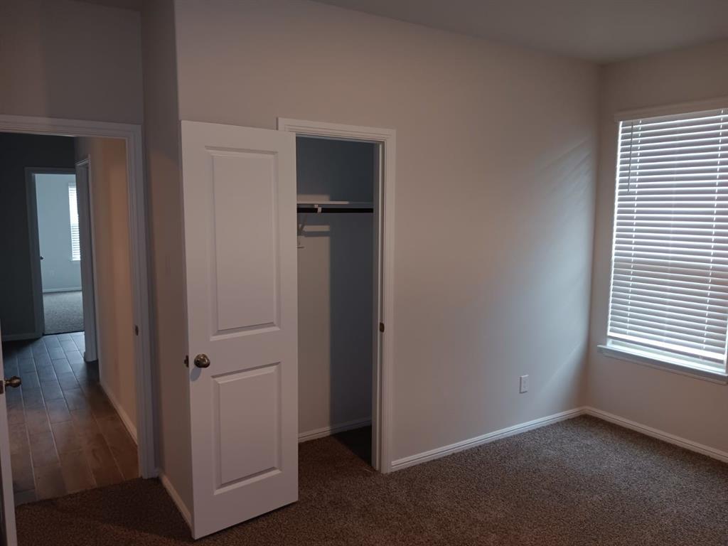 8725 Willowsun Way Property Photo 9