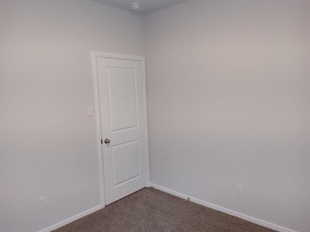 8725 Willowsun Way Property Photo 10