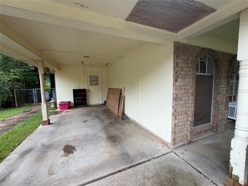 1514 Teekell Street Property Photo 2