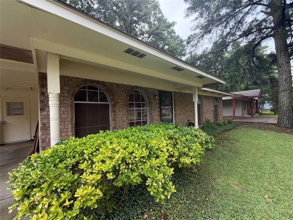 1514 Teekell Street Property Photo 4