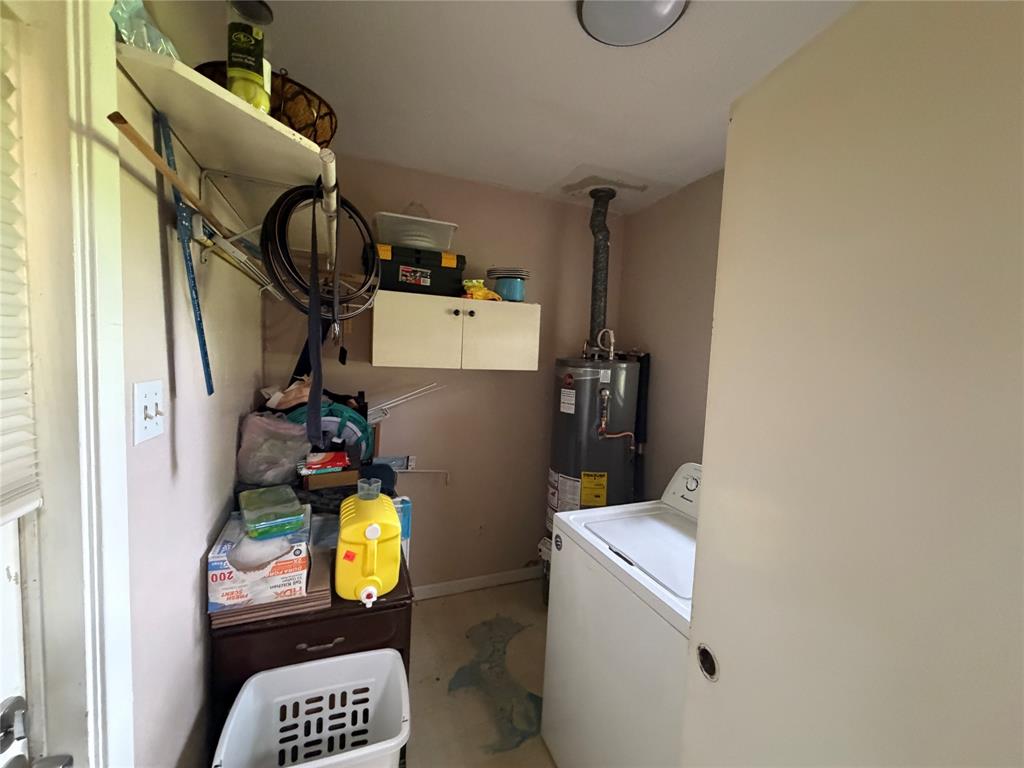 1514 Teekell Street Property Photo 6