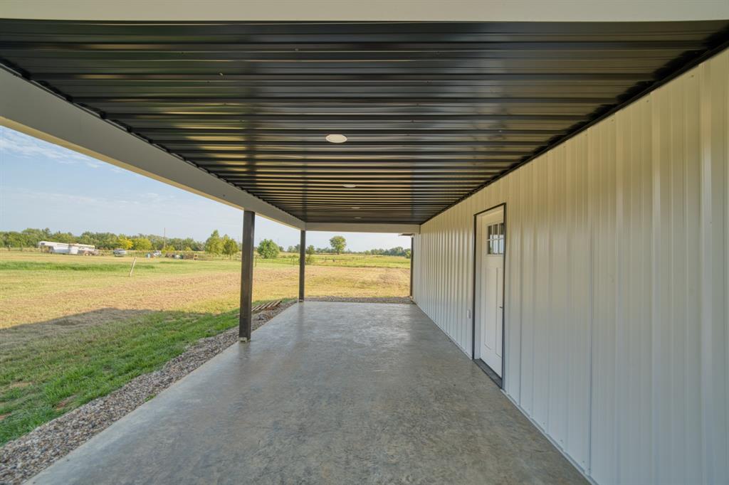 104 Private Road 33091 Property Photo 6