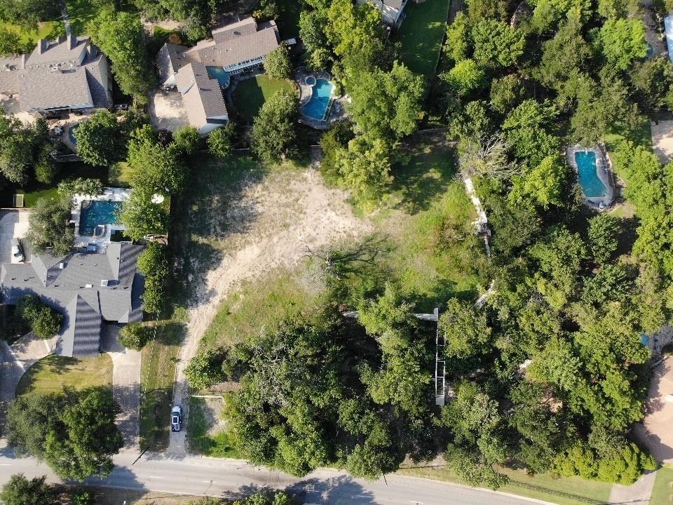 7121 Spring Valley Road Property Photo 2