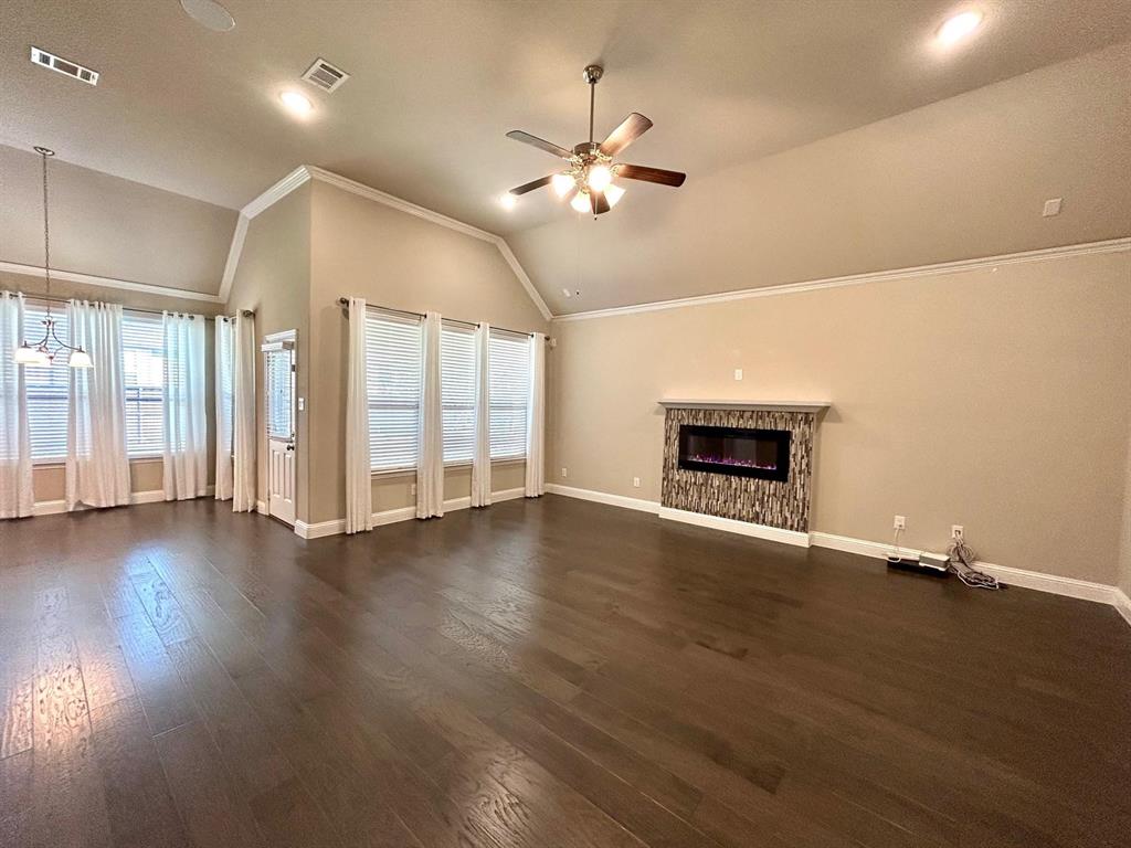 1400 Via Toscana Lane Property Photo 8
