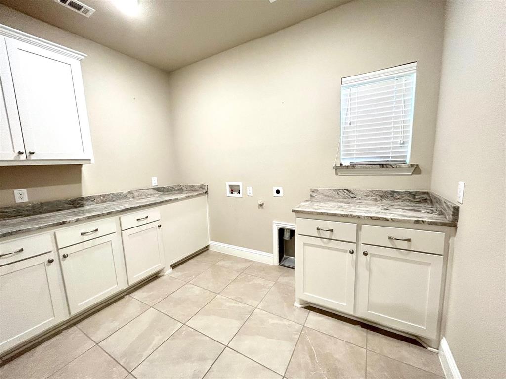 1400 Via Toscana Lane Property Photo 29