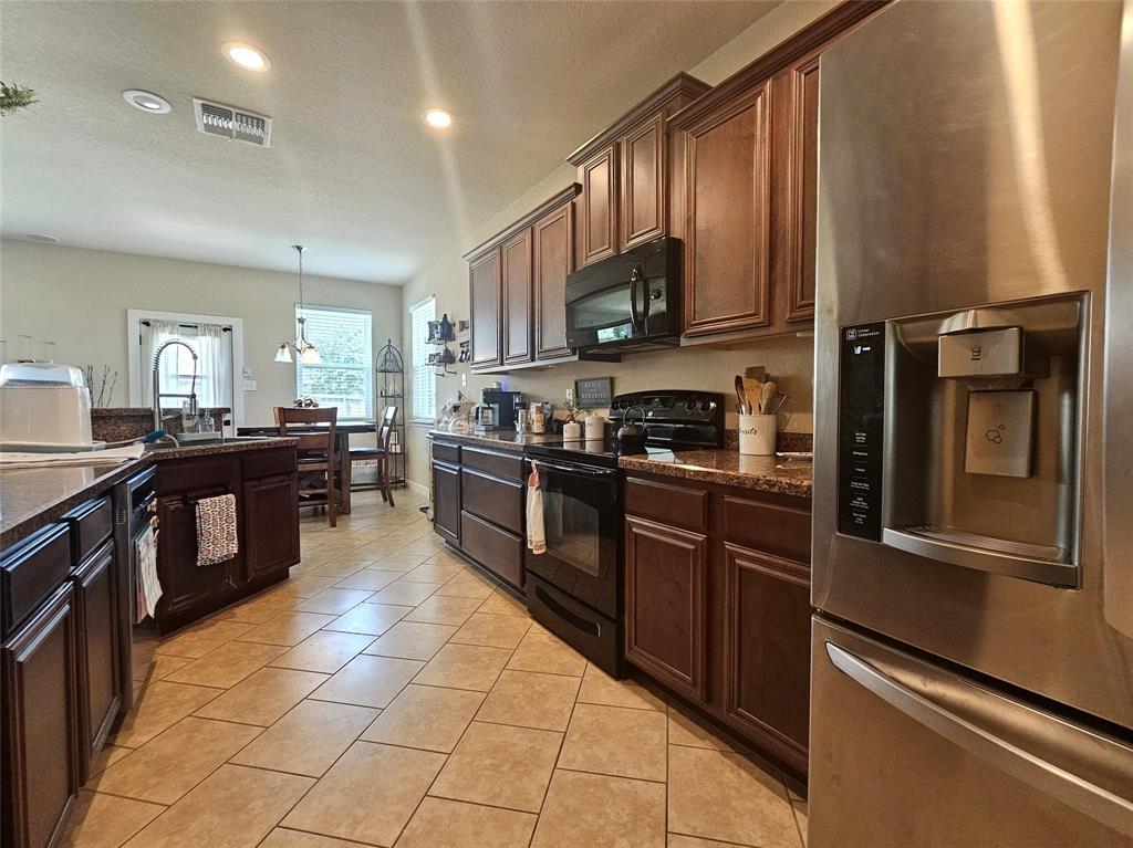 1017 Meadow Green Court Property Photo 19