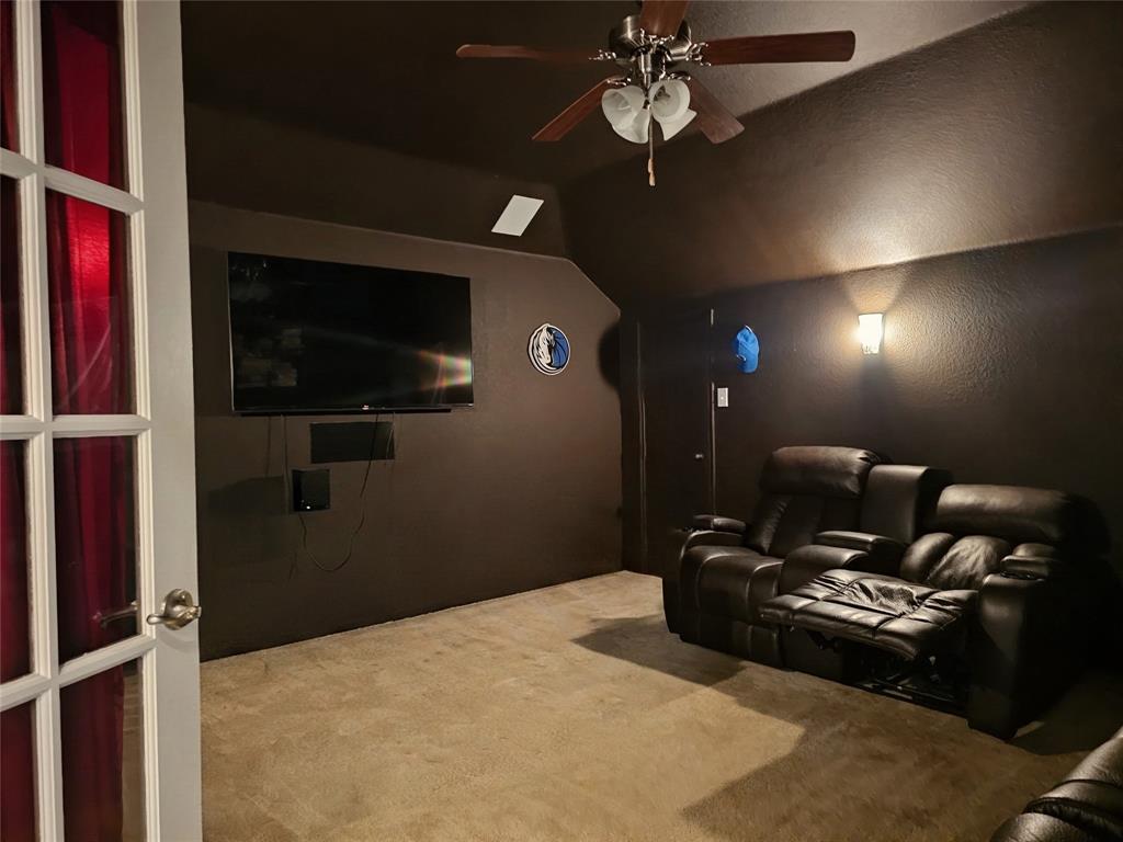 1017 Meadow Green Court Property Photo 30