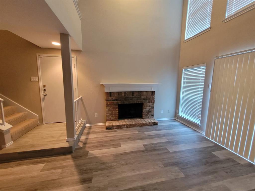 15221 Berry Trail 901 Property Photo 2