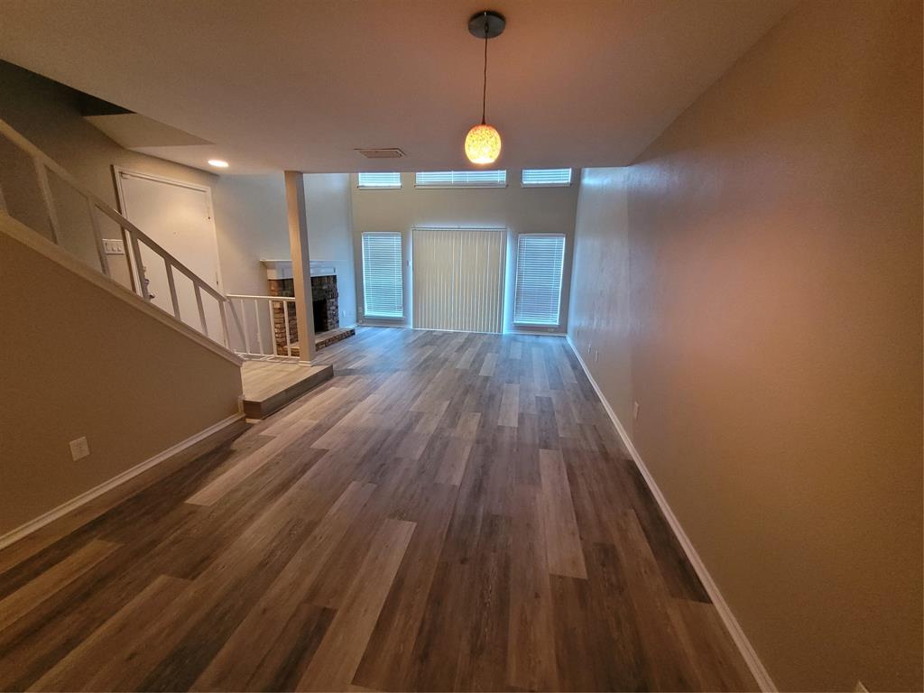 15221 Berry Trail 901 Property Photo 3