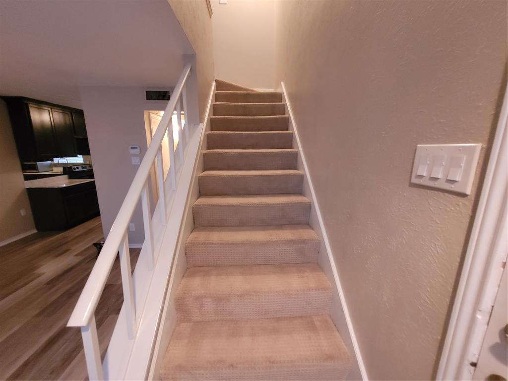 15221 Berry Trail 901 Property Photo 7
